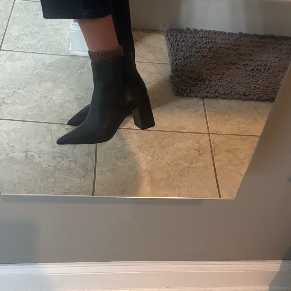 Vince Camuto Black Pointed Toe Block Heel Ankle Boots